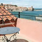 Logis Le Triton Hotel
