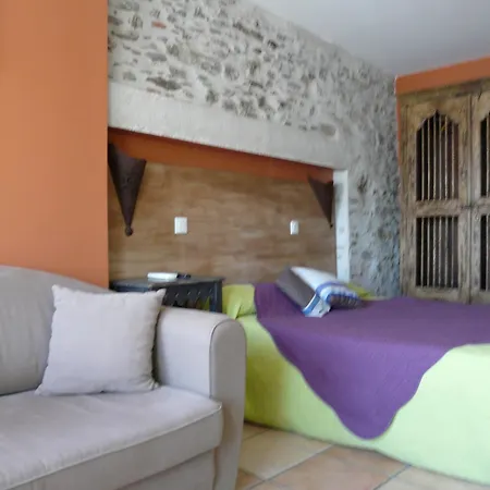 Hotel Logis Le Triton 2*