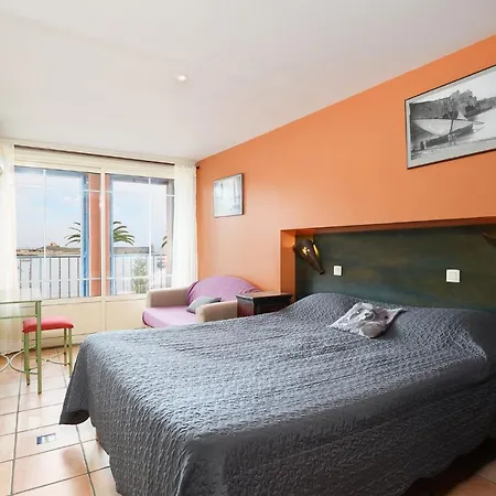 Otel Logis Le Triton