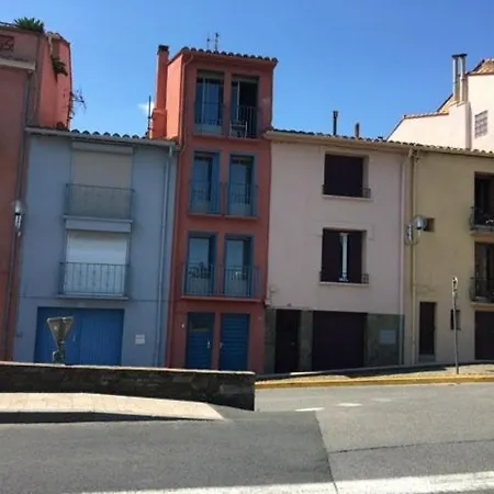 Logis Le Triton Otel 2*