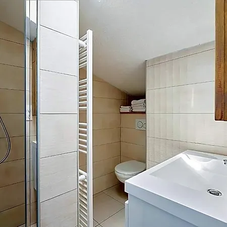 Hotel Logis Le Triton 2*