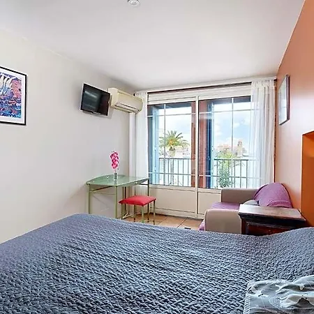 Hotel Logis Le Triton
